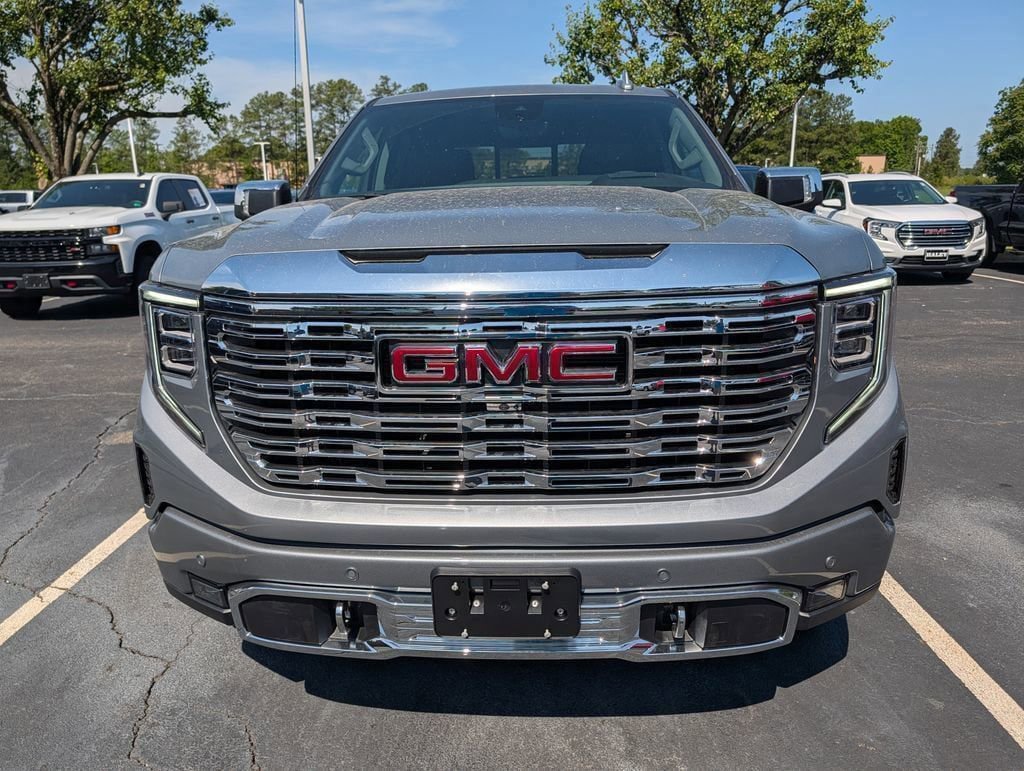 New 2026 GMC Sierra 1500 Denali w/ Denali Reserve Package AWD/4WD image 3