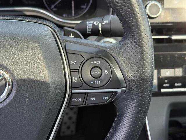 Certified 2021 Toyota Avalon XSE image 23