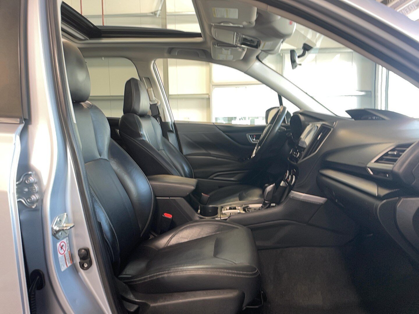 Used 2020 Subaru Forester Limited AWD/4WD image 14