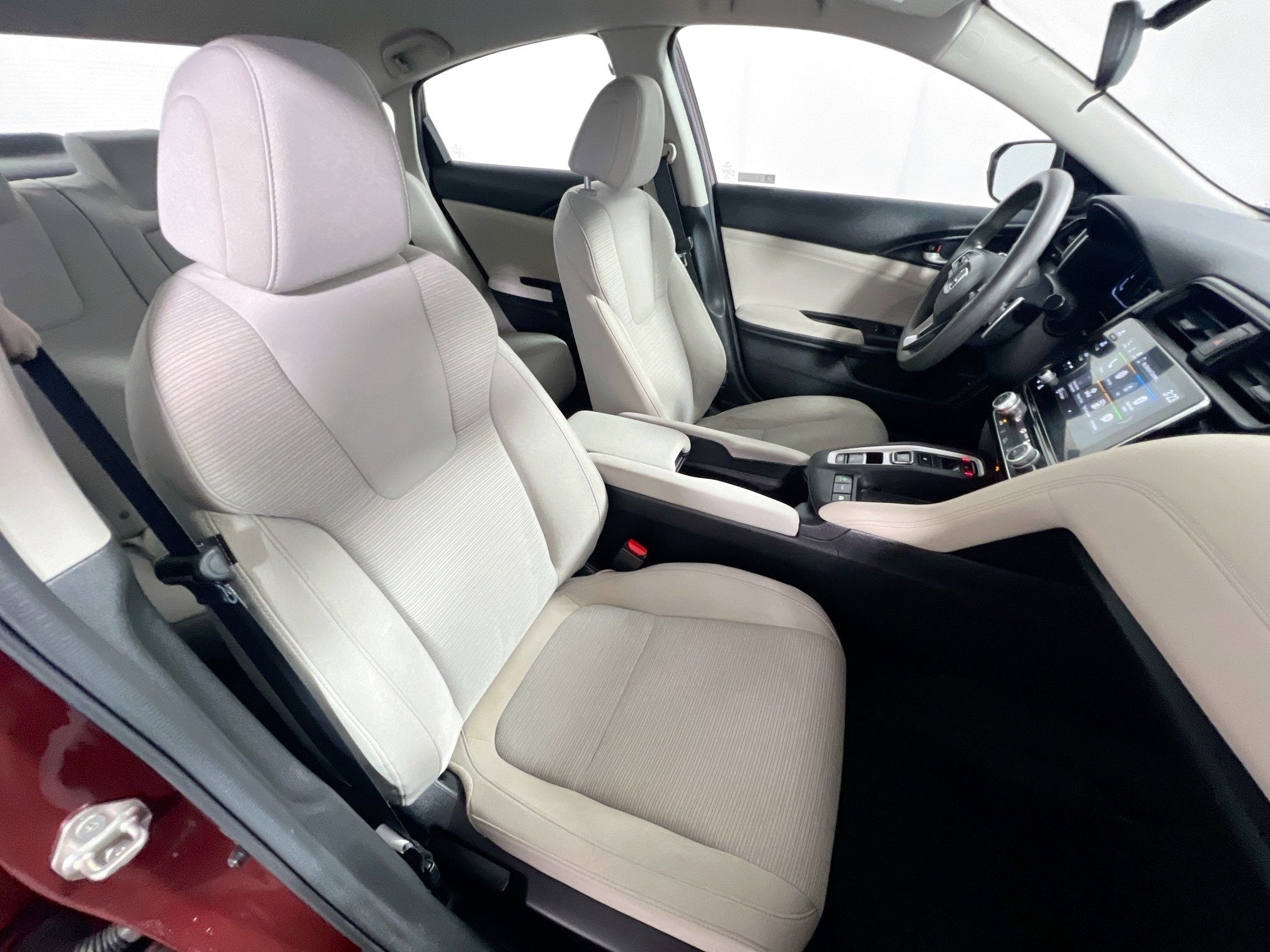 Used 2019 Honda Insight EX image 31