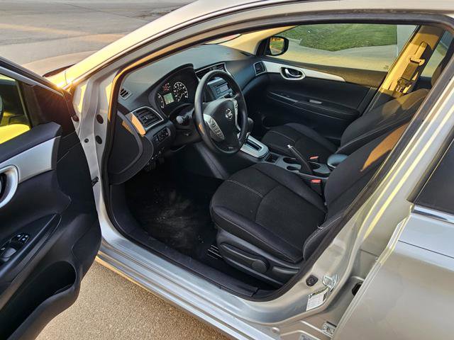 Used 2015 Nissan Sentra S image 7