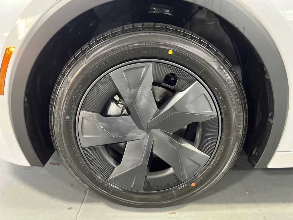 New 2026 Toyota Prius LE FWD image 6