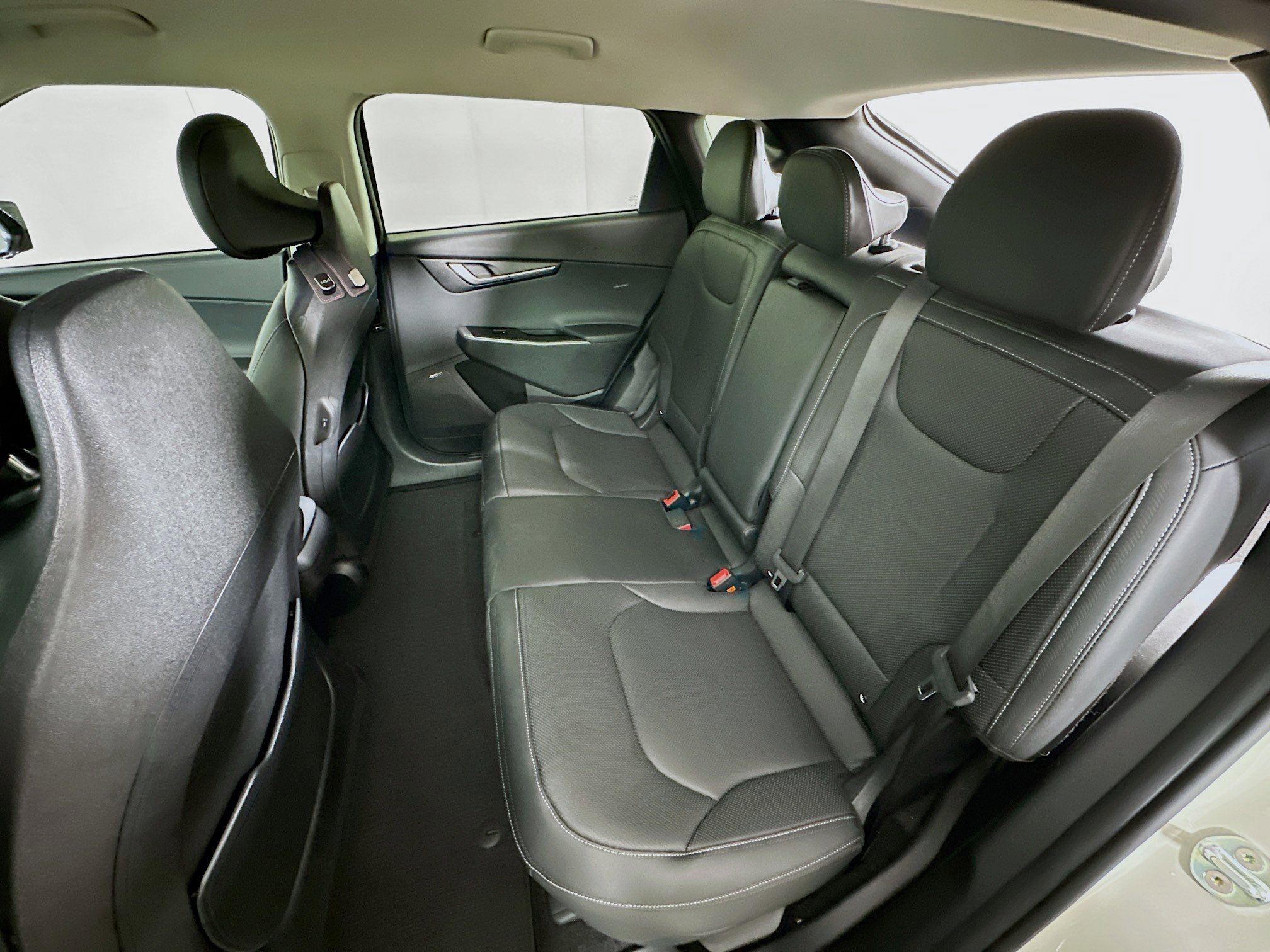 Used 2022 Kia EV6 Wind w/ Wind Technology Package image 27