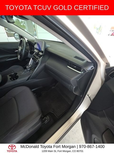 Used 2024 Toyota Venza LE AWD/4WD image 21