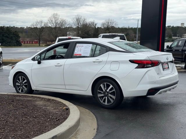 Used 2022 Nissan Versa SV image 9