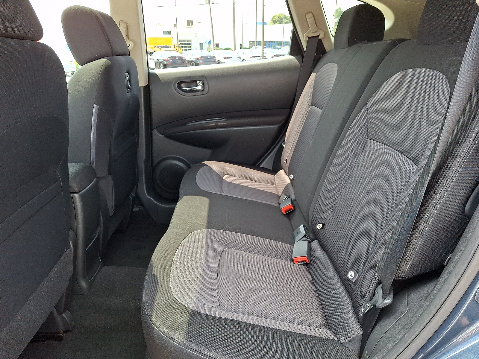 Used 2013 Nissan Rogue SV w/ Premium Pkg AWD/4WD image 10