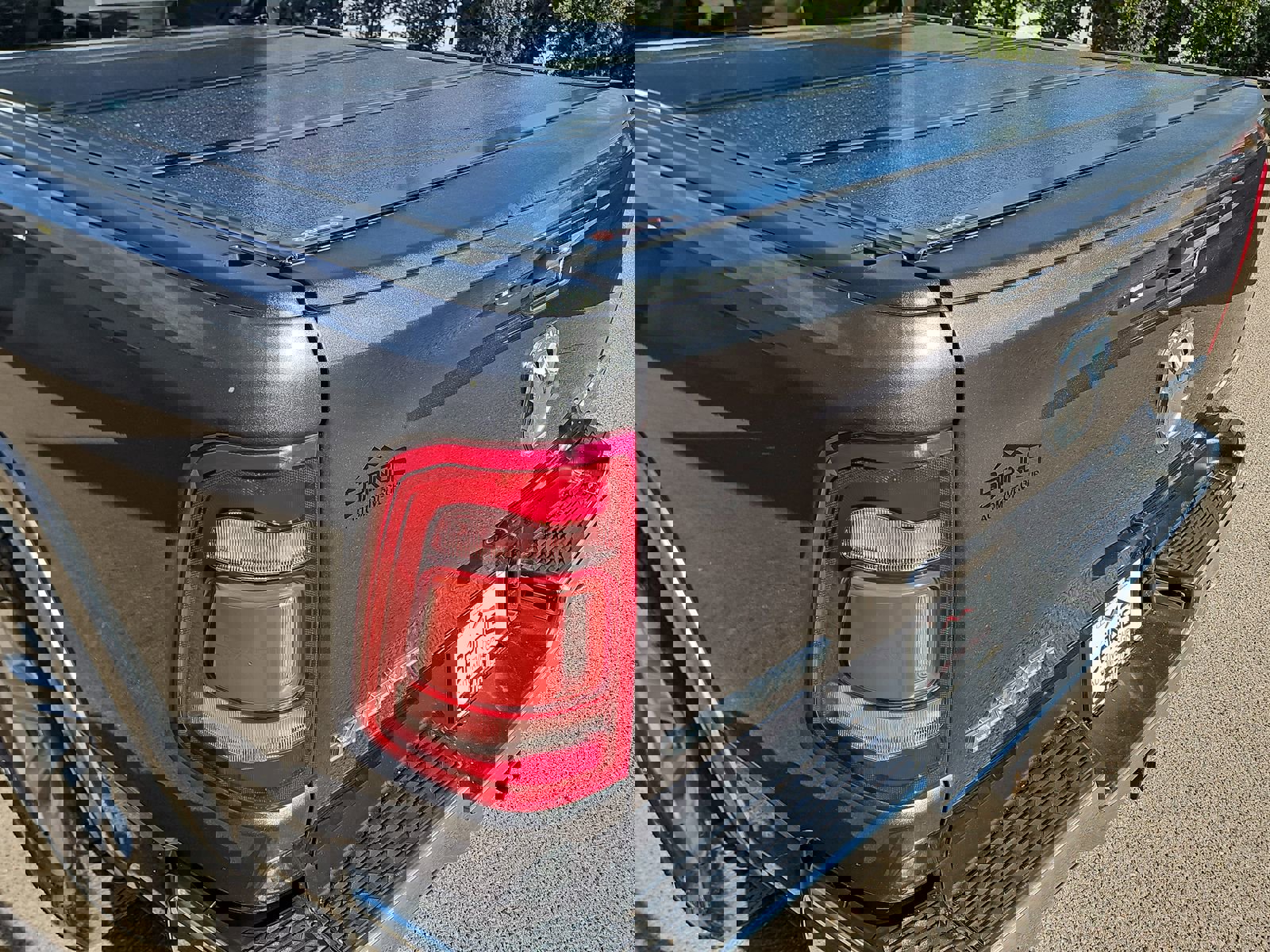 Used 2021 RAM 1500 Laramie w/ Cold Weather Group image 19