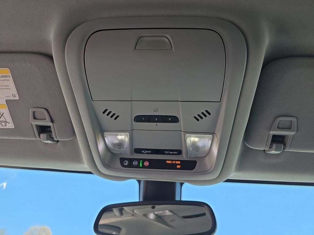 Used 2019 GMC Terrain SLT w/ Preferred Package image 23