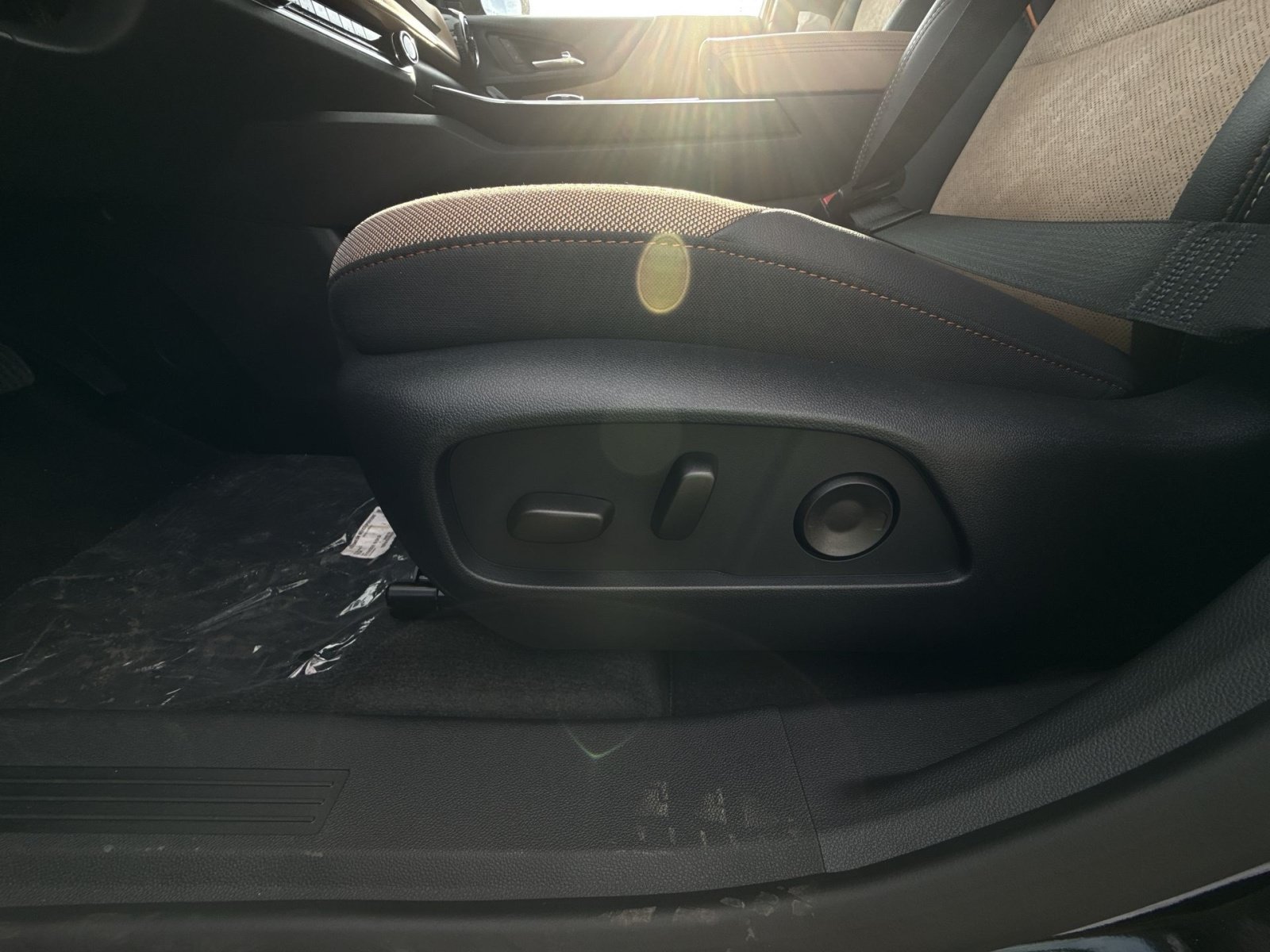 New 2026 Chevrolet Equinox ACTIV FWD image 14