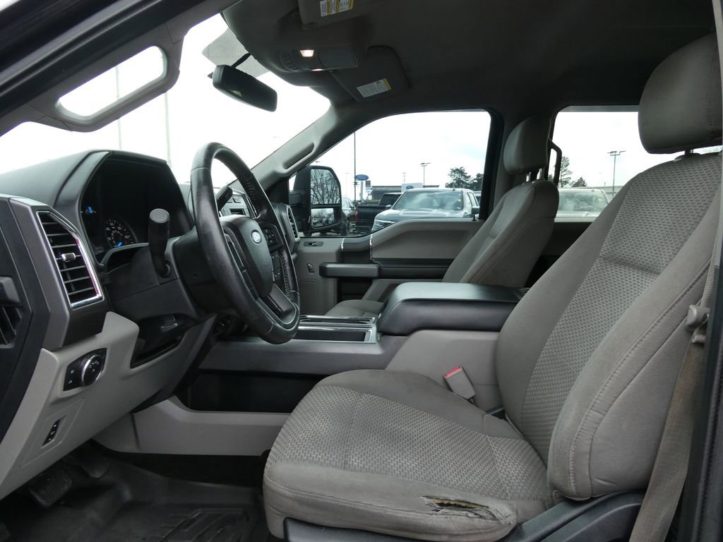 Used 2016 Ford F150 XLT w/ Equipment Group 301A Mid AWD/4WD image 22