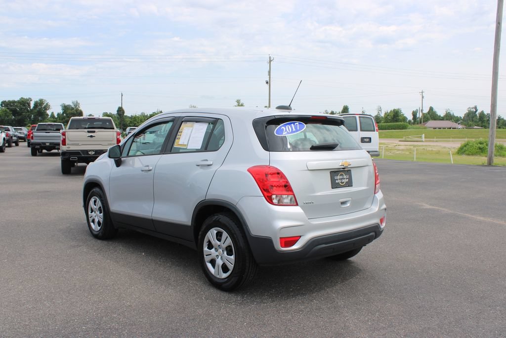 Used 2017 Chevrolet Trax LS FWD image 7