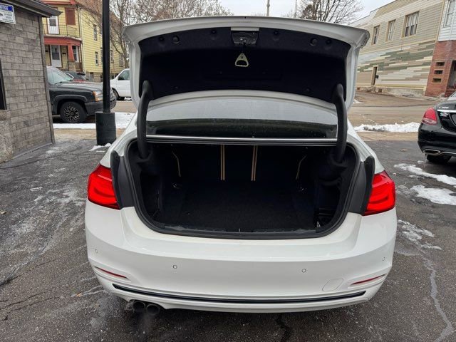 Used 2016 BMW 328i xDrive 328i xDrive image 25