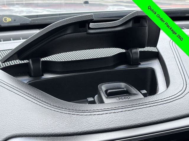 Used 2019 Jeep Cherokee Limited image 17