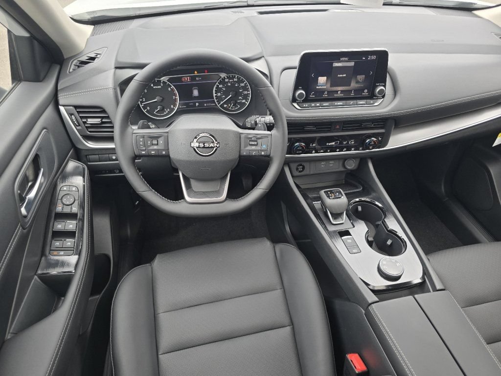 New 2026 Nissan Rogue Dark Armor AWD/4WD image 16