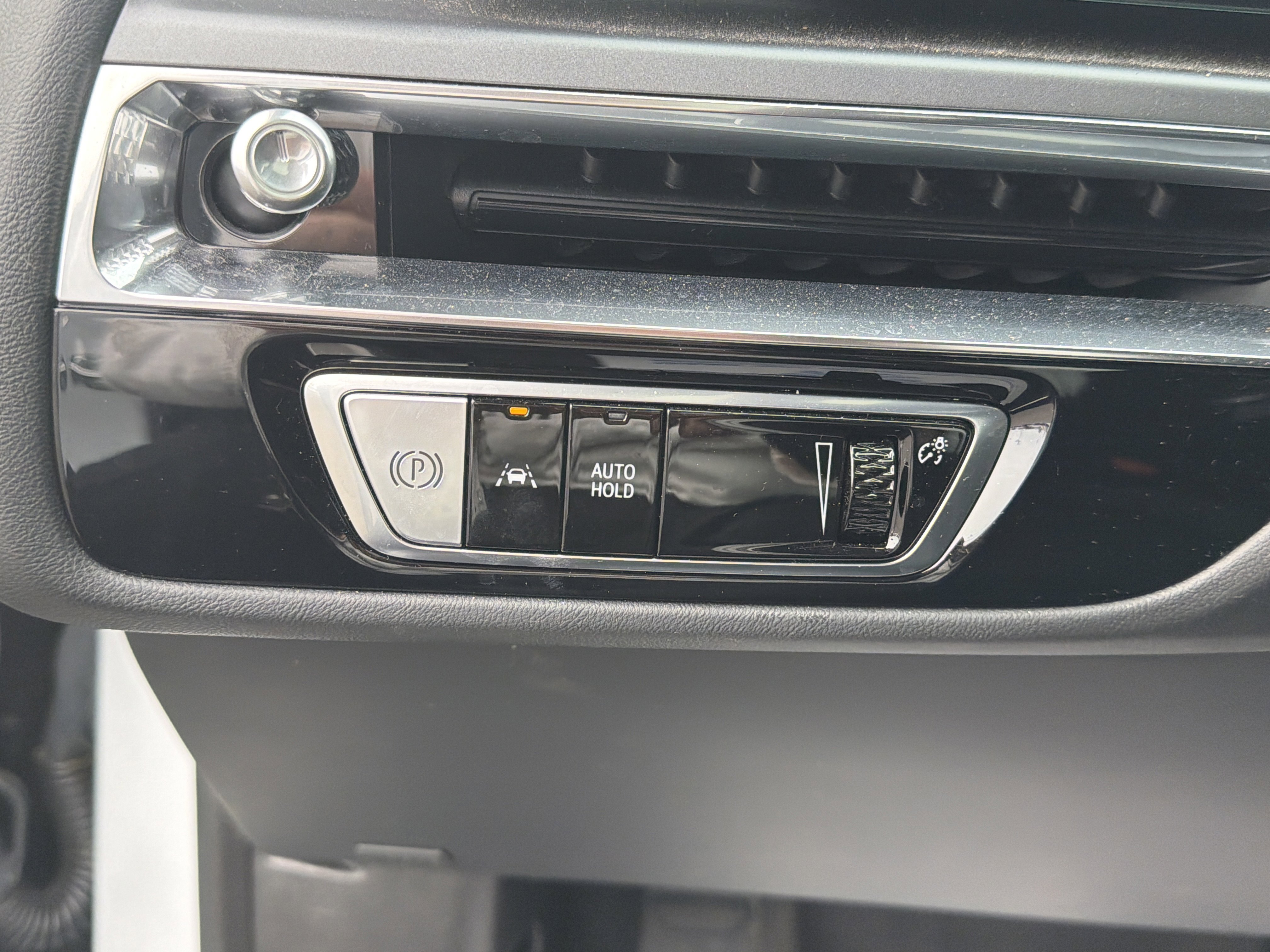 Certified 2024 Cadillac Lyriq Tech w/ LPO, Floor Liner Package image 21