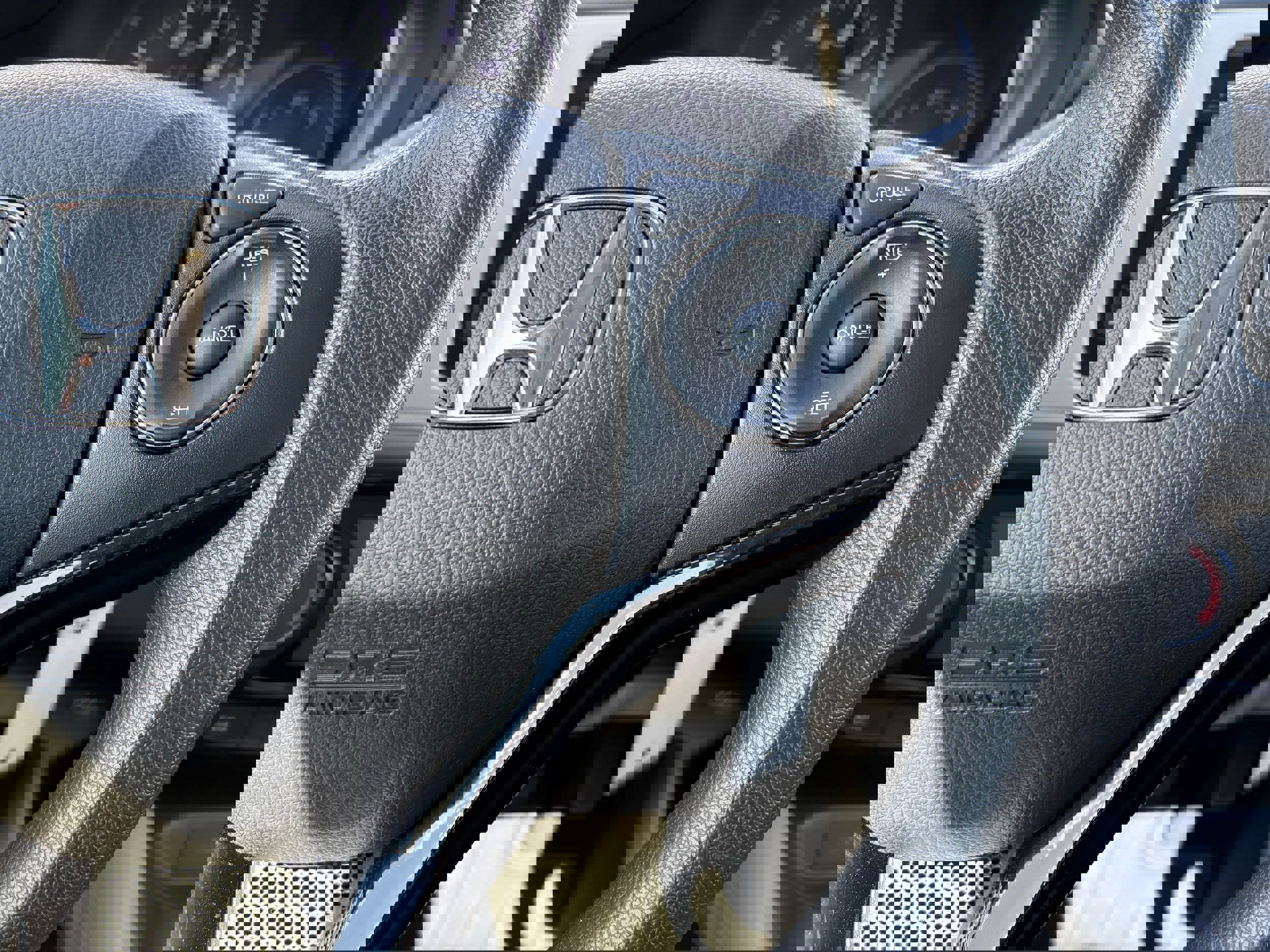 Used 2021 Honda HR-V LX image 16