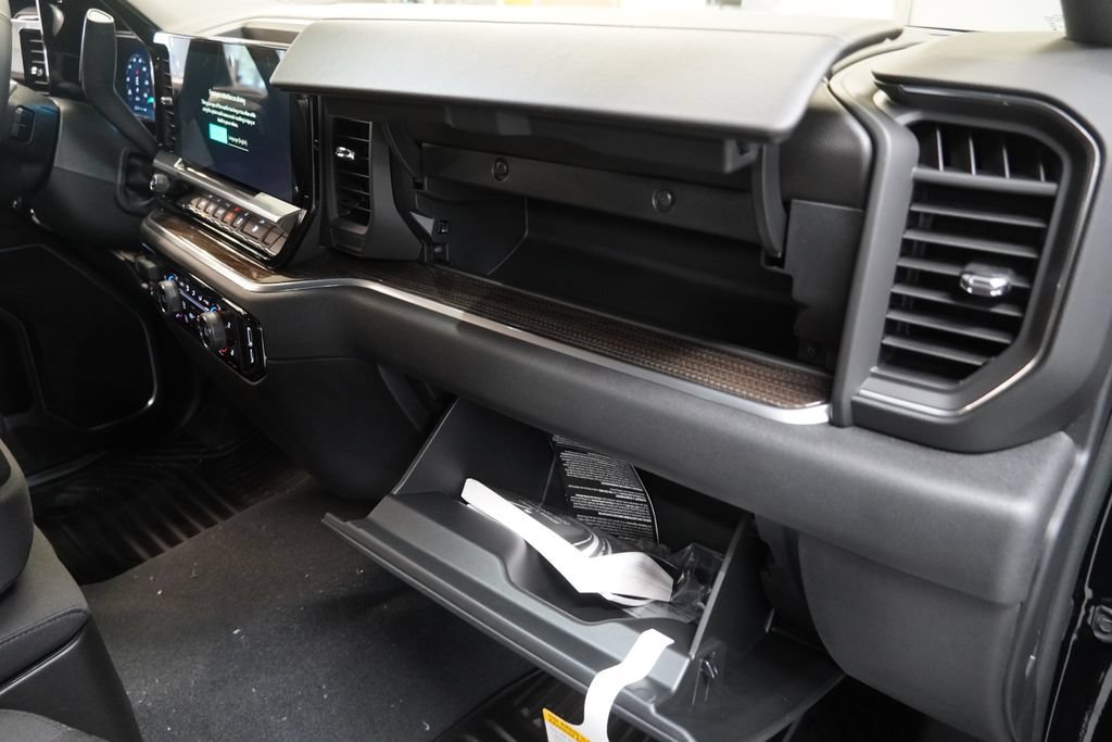 New 2026 Chevrolet Silverado 1500 LT AWD/4WD image 26