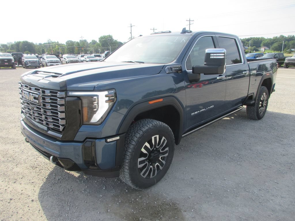 New 2026 GMC Sierra 2500 Denali Ultimate AWD/4WD image 11
