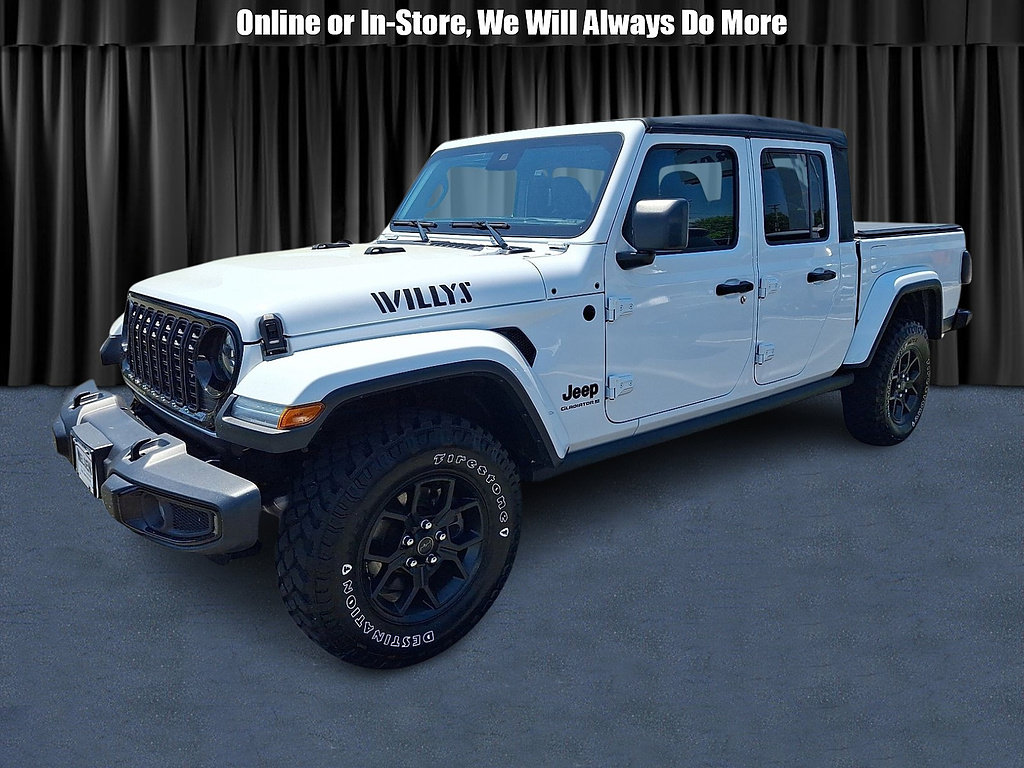 Used 2025 Jeep Gladiator Sport AWD/4WD image 1