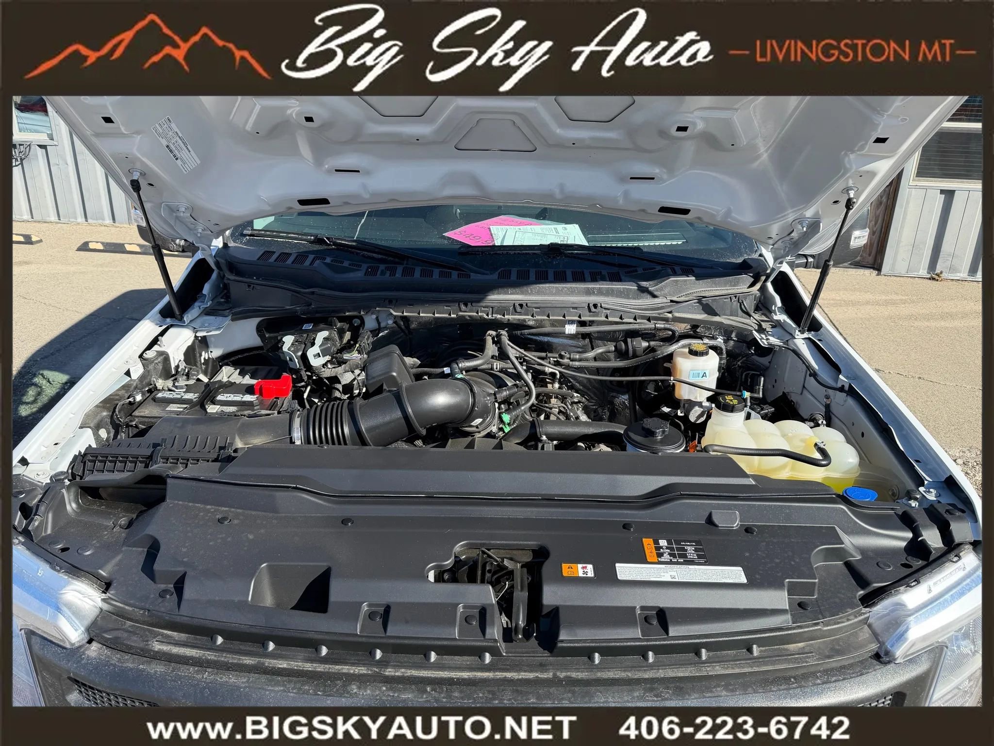 Used 2024 Ford F250 XL w/ XL Chrome Package image 25