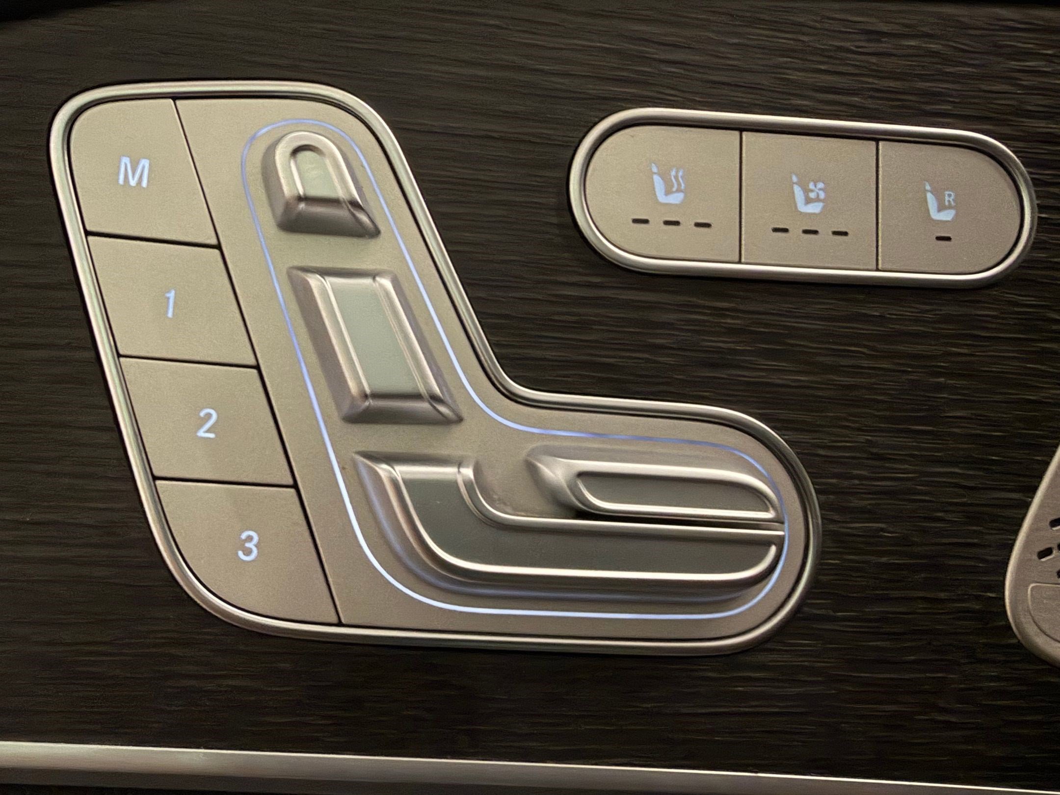 Used 2024 Mercedes-Benz GLE 53 AMG 4MATIC Coupe image 17