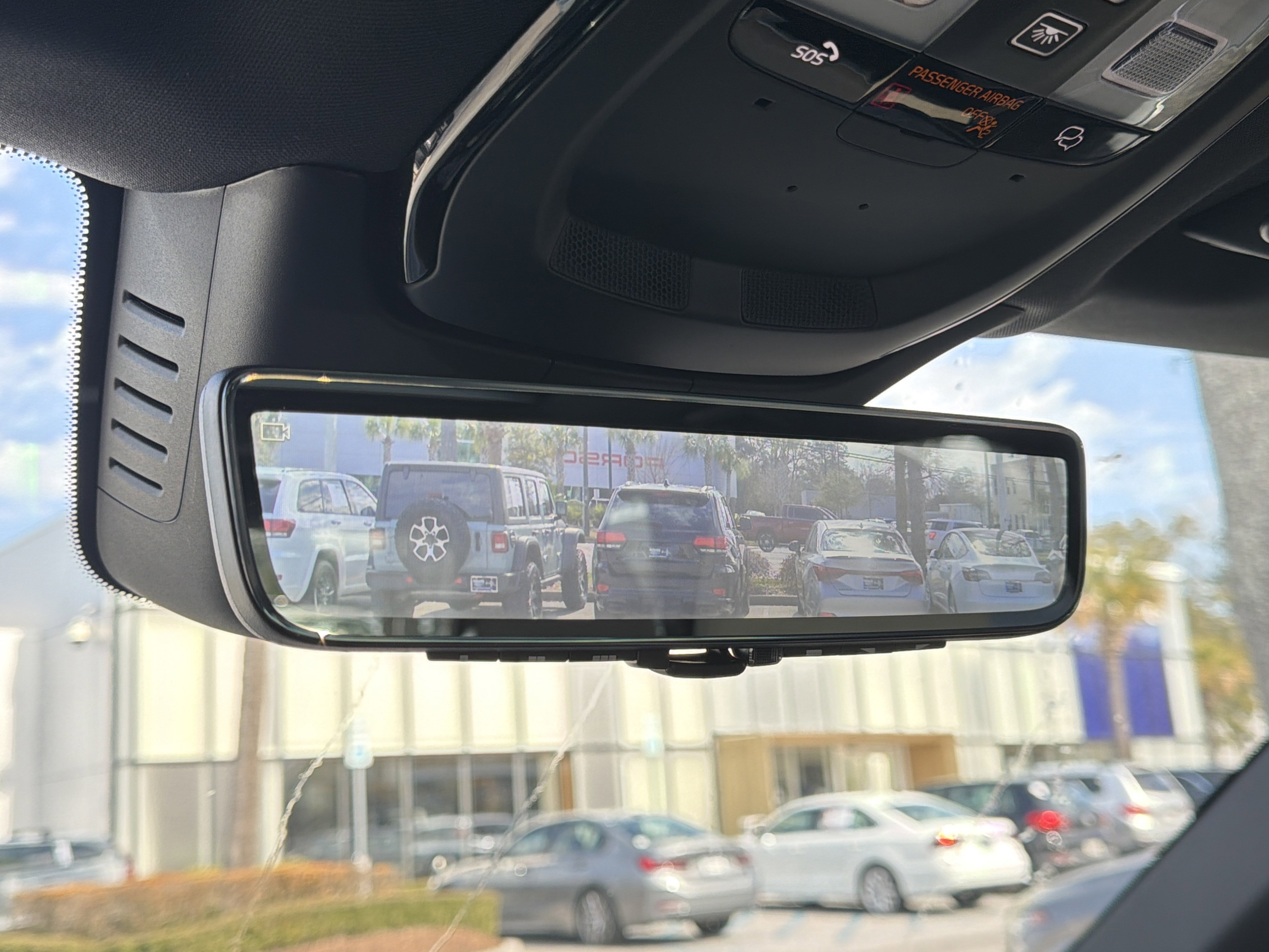 Used 2026 Volvo XC90 B6 Plus w/ Protection Package Premier image 27