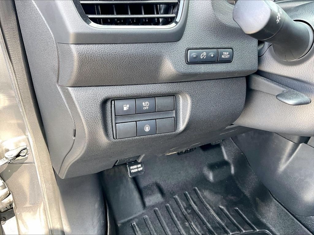 Used 2022 Nissan Leaf S FWD image 25