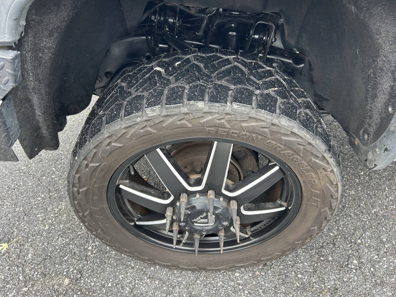 Used 2015 GMC Sierra 3500 SLT w/ Duramax Plus Package AWD/4WD image 11