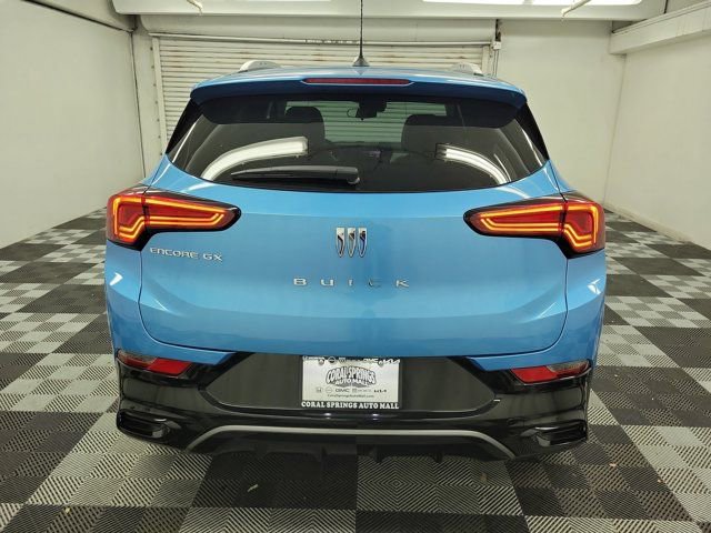 Used 2025 Buick Encore GX Sport Touring w/ Comfort Package image 5