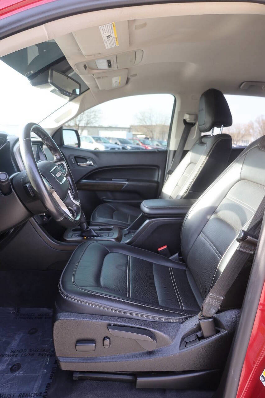 Used 2019 GMC Canyon Denali image 13