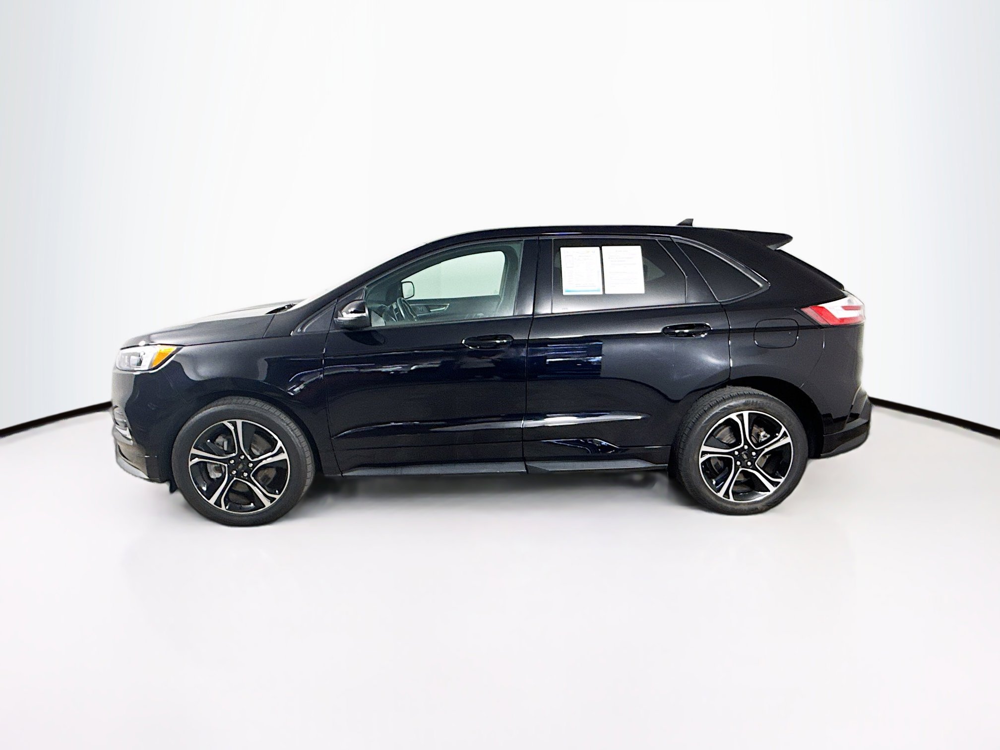 Used 2023 Ford Edge ST image 7