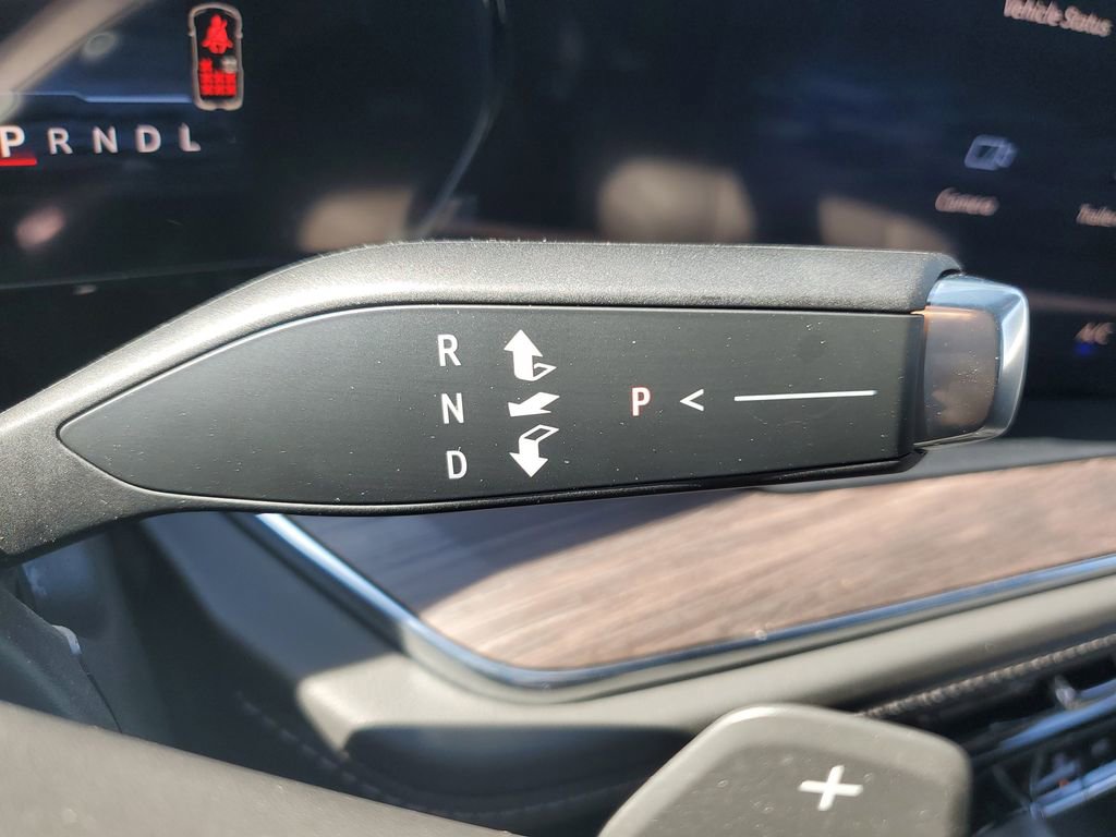 New 2026 Chevrolet Suburban LS image 26