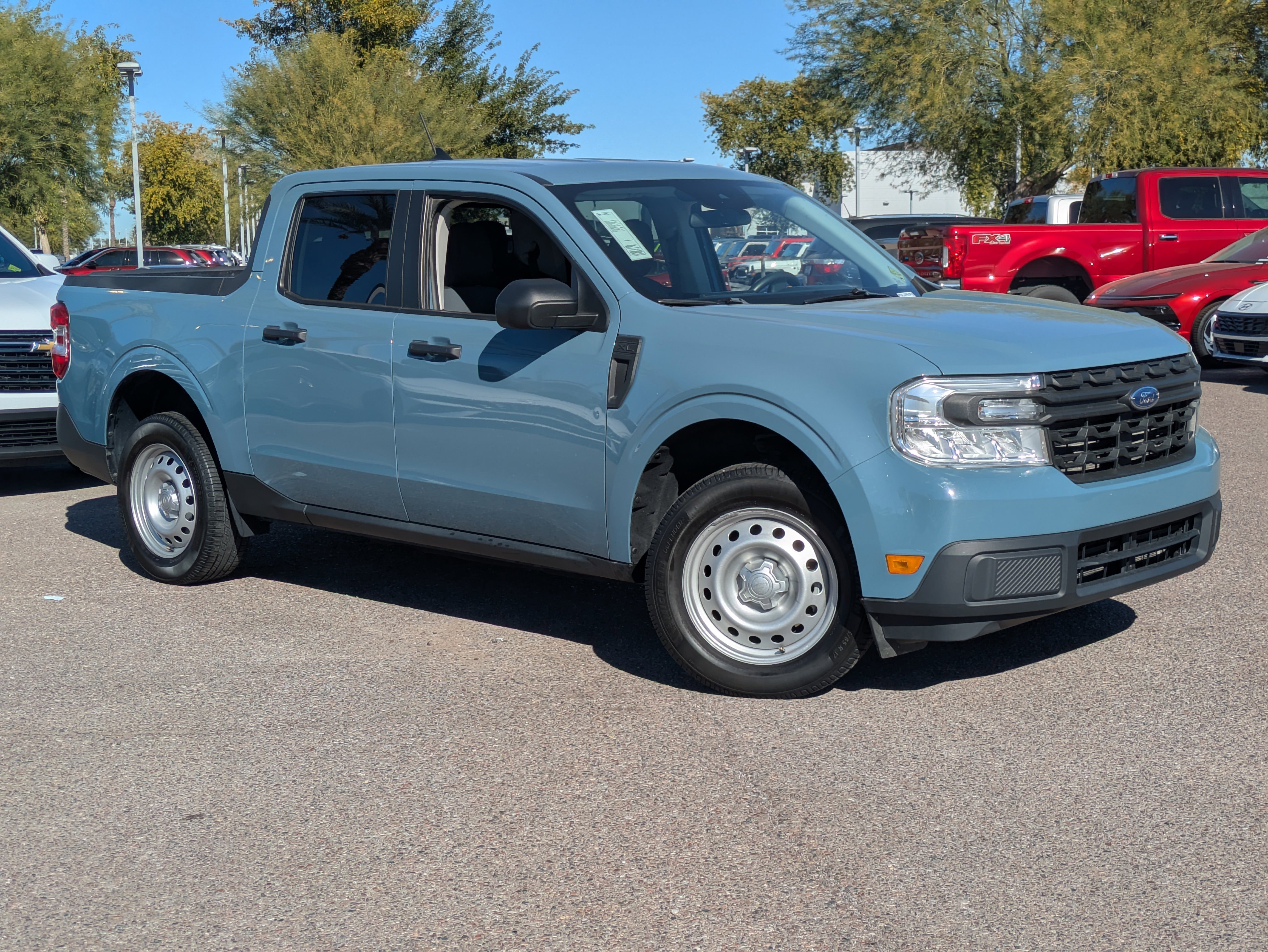 Used 2023 Ford Maverick XL image 31