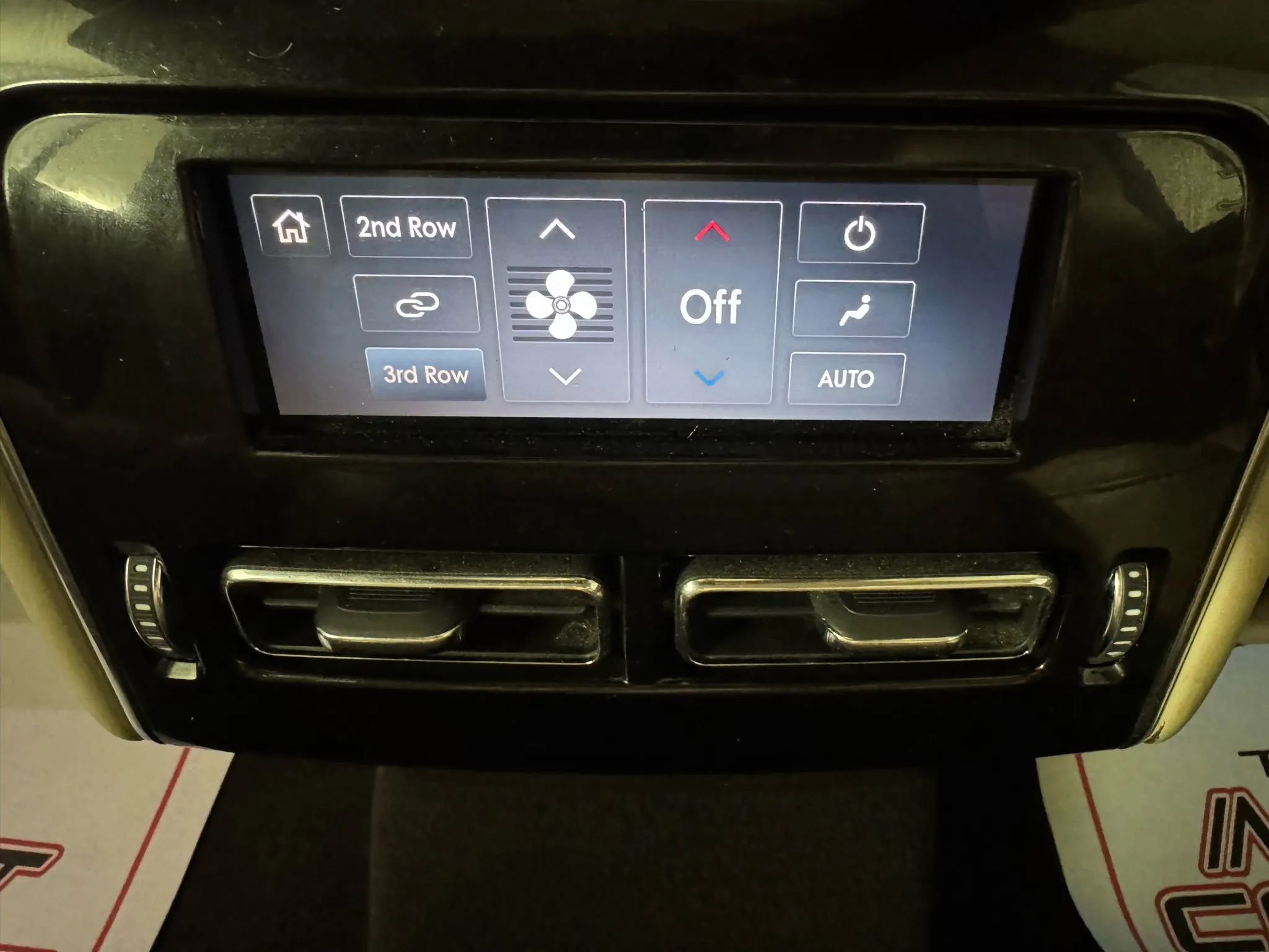 Used 2022 Lincoln Aviator Reserve w/ Elements Package Plus image 39