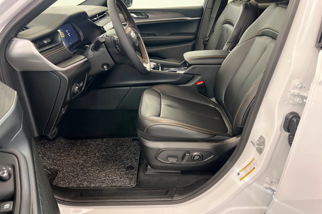 New 2026 Jeep Grand Cherokee Limited AWD/4WD image 17