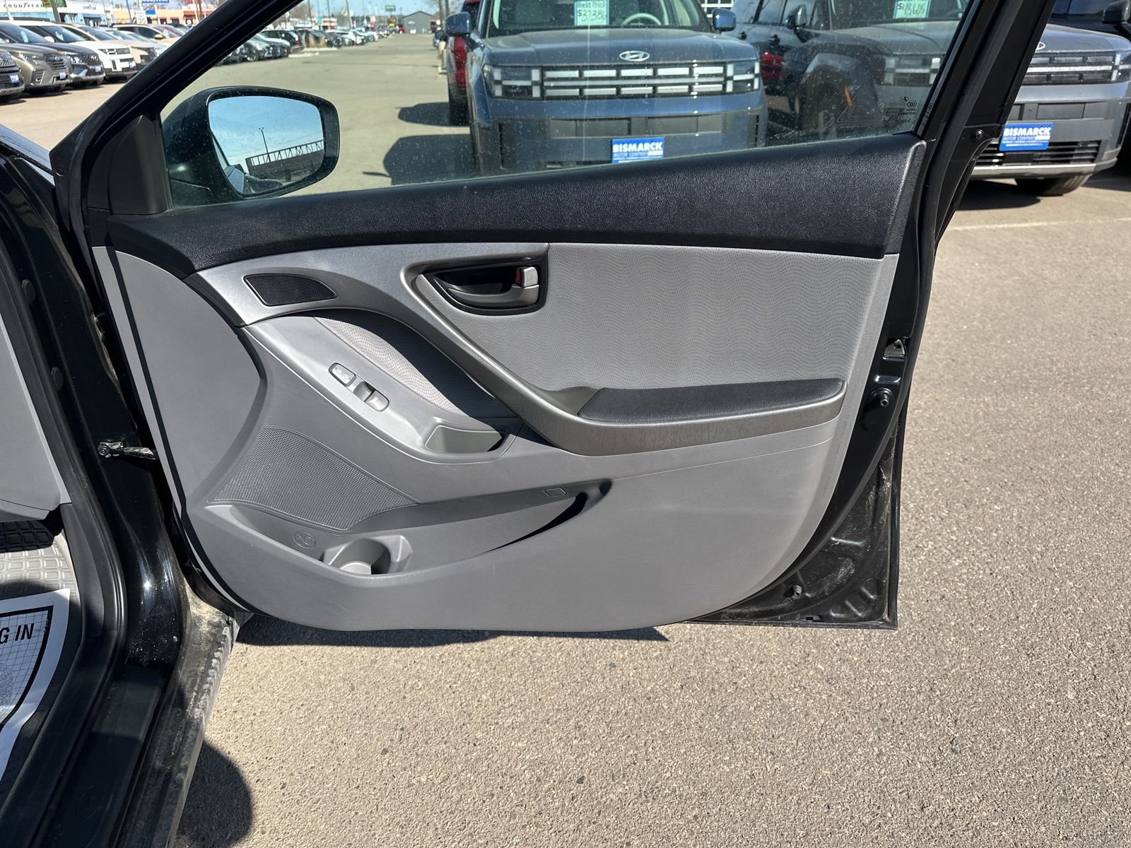 Used 2013 Hyundai Elantra Limited w/ Technology Pkg FWD image 35