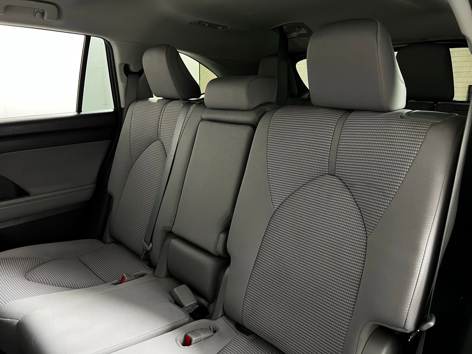 Certified 2023 Toyota Highlander LE image 22