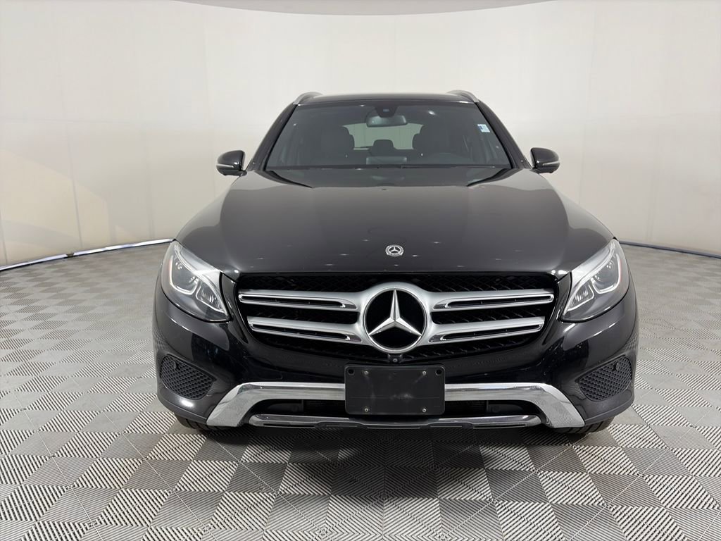 Used 2018 Mercedes-Benz GLC 300 4MATIC image 2