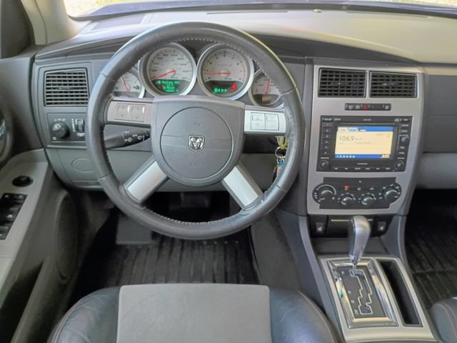 Used 2006 Dodge Magnum SRT8 w/ SRT Option Group III RWD image 38