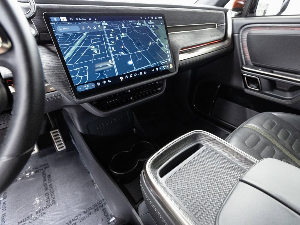 Used 2022 Rivian R1S Launch Edition image 13