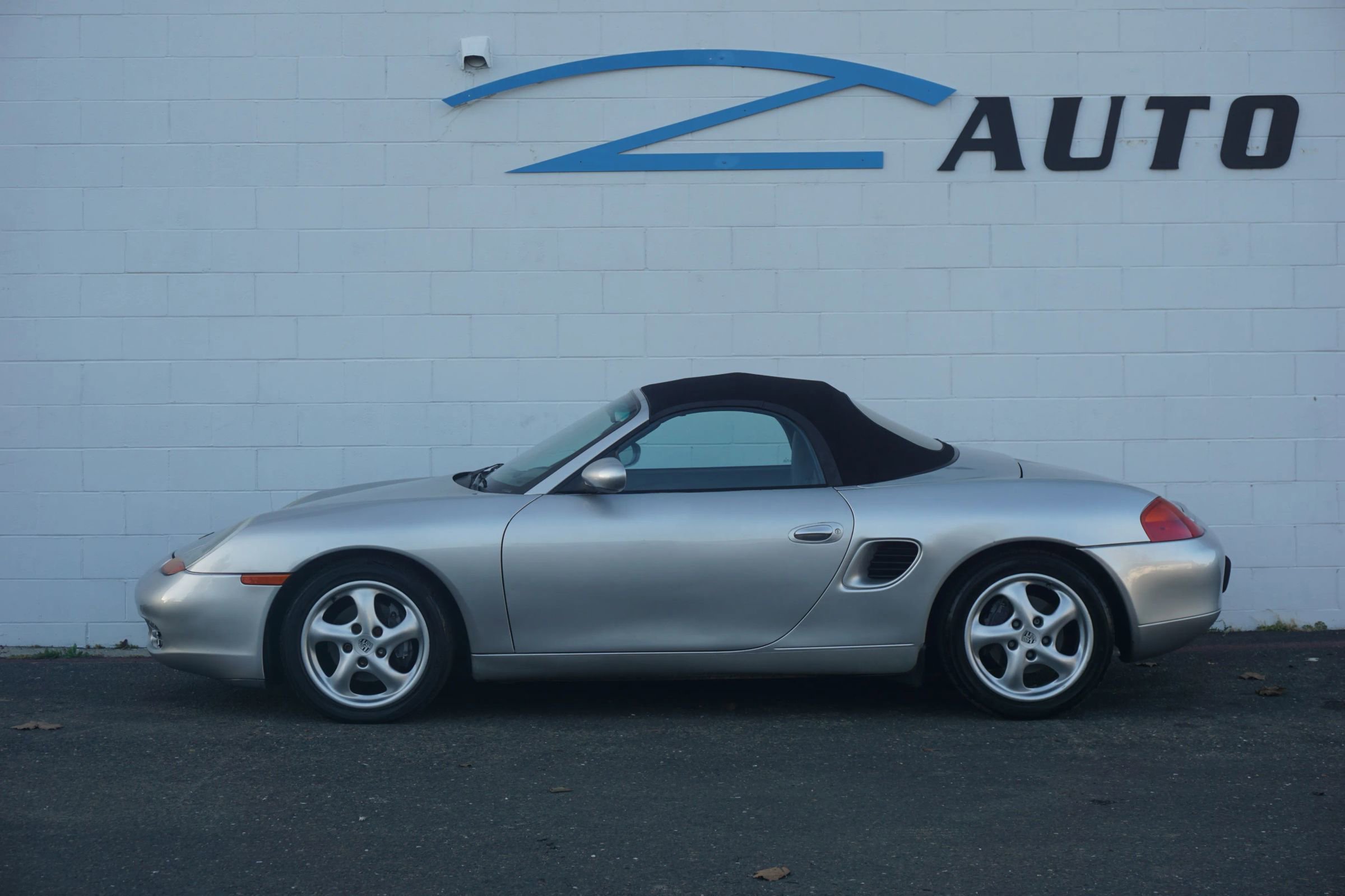 Used 1997 Porsche Boxster image 3