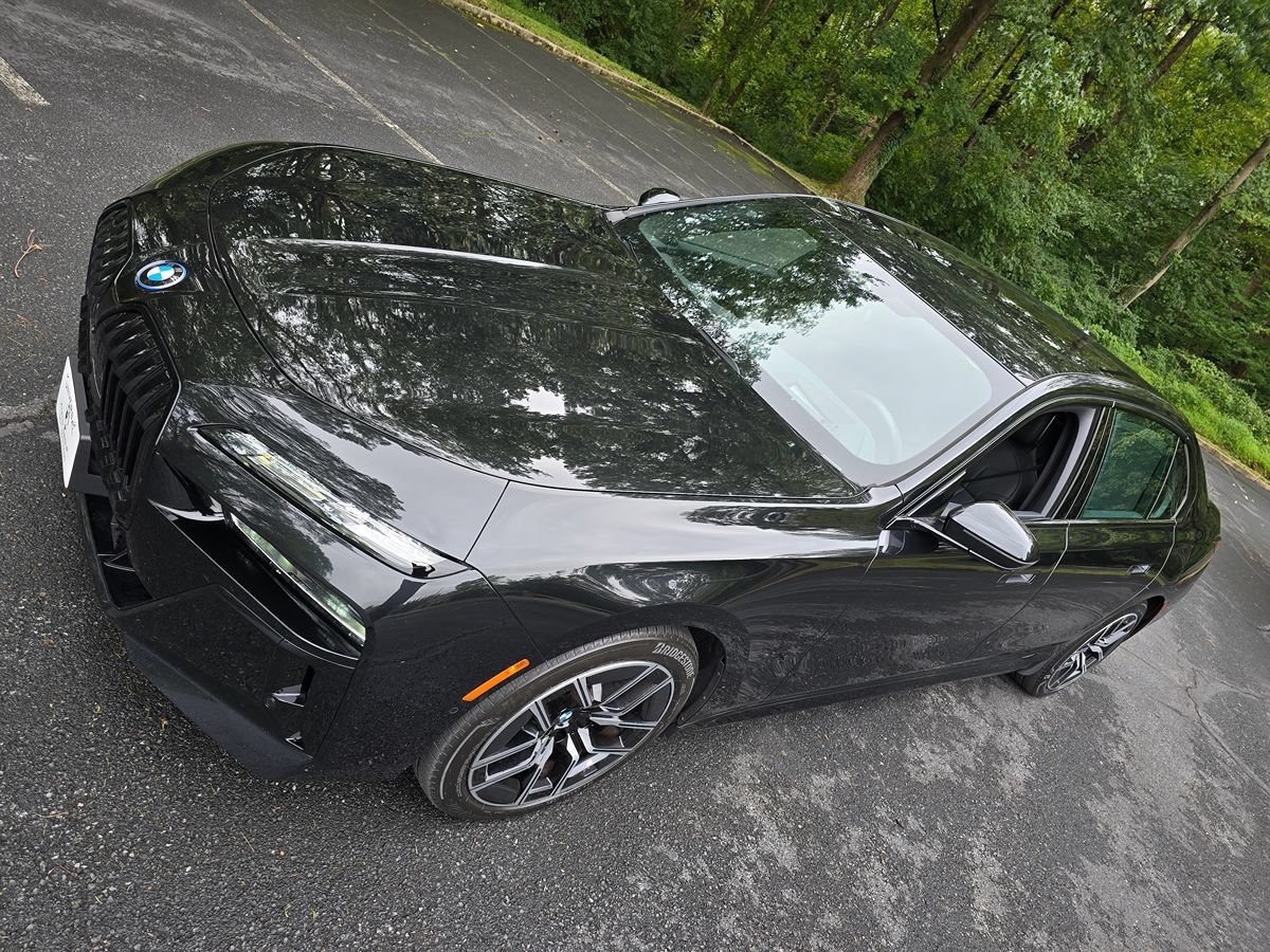 Used 2023 BMW i7 xDrive60 w/ Parking Assistance Package AWD/4WD image 78