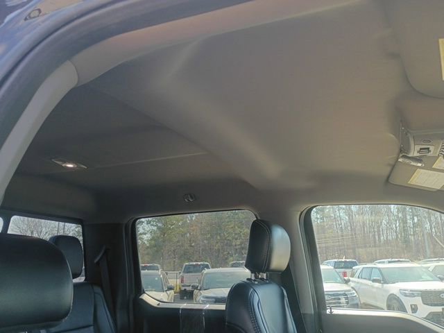 Used 2019 Ford F250 Lariat w/ Chrome Package image 23