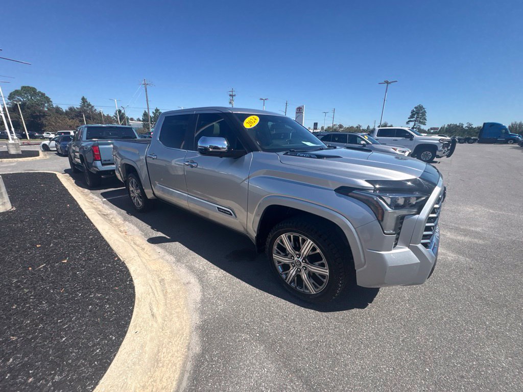 Used 2024 Toyota Tundra Capstone AWD/4WD image 15