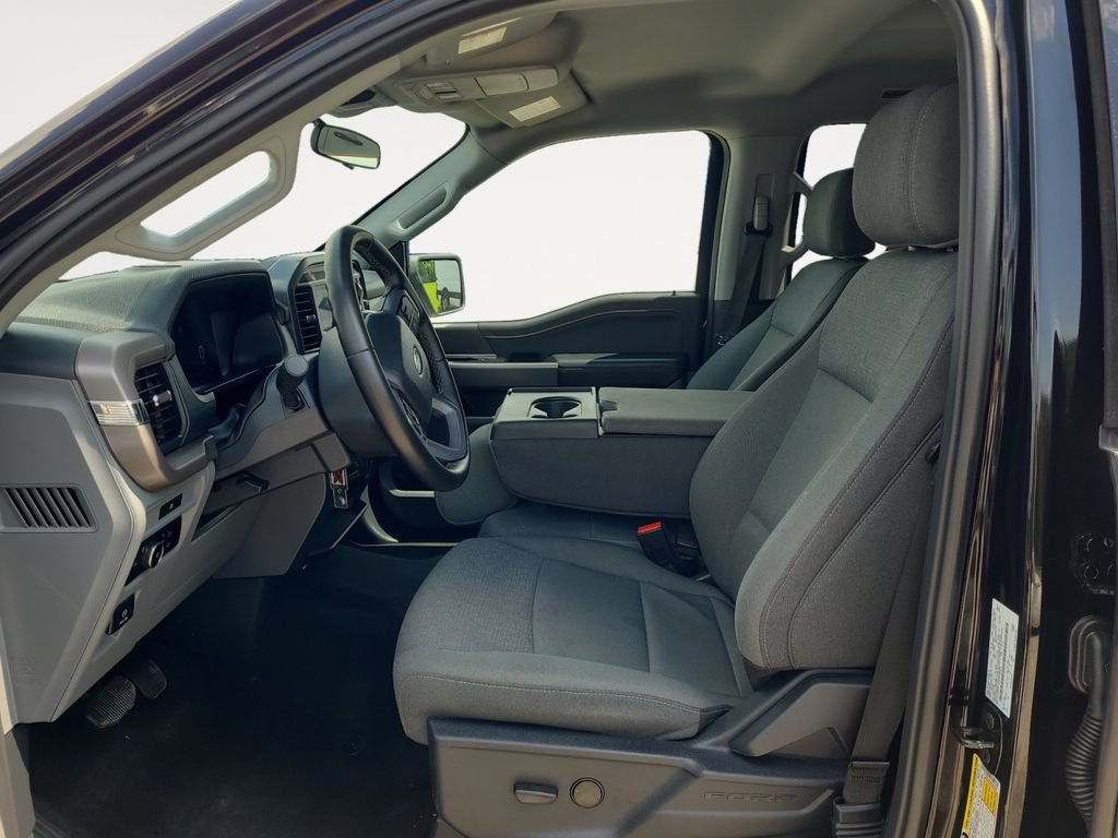 Used 2025 Ford F150 XLT w/ Equipment Group 301A Standard AWD/4WD image 9