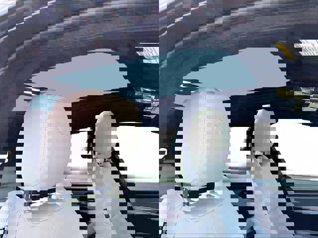 Used 2025 Jaguar F-PACE R-Dynamic S image 16