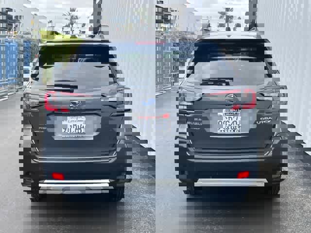 Used 2023 Subaru Outback Limited image 5