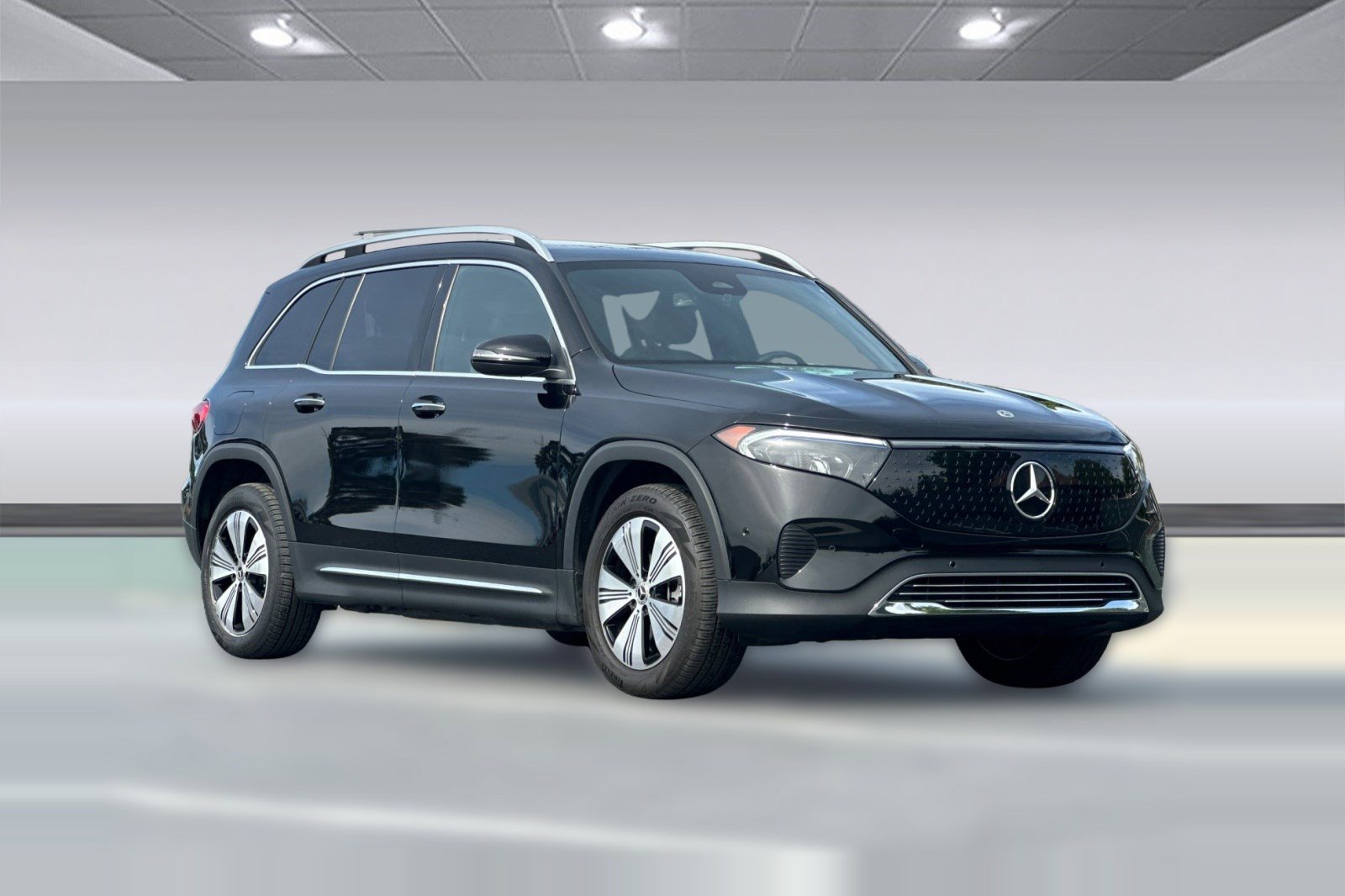 Certified 2024 Mercedes-Benz EQB 300 4MATIC image 6