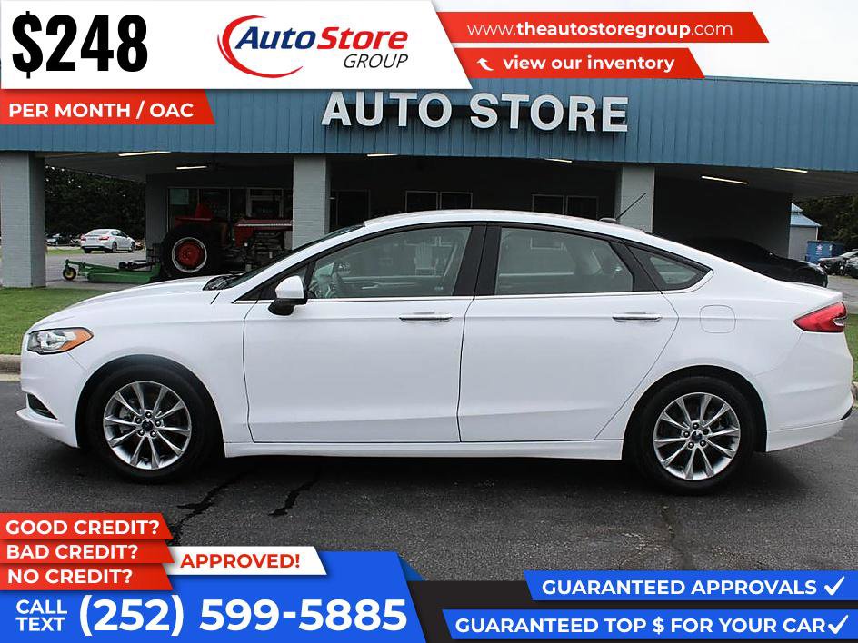 Used 2017 Ford Fusion SE w/ Fusion SE Technology Package