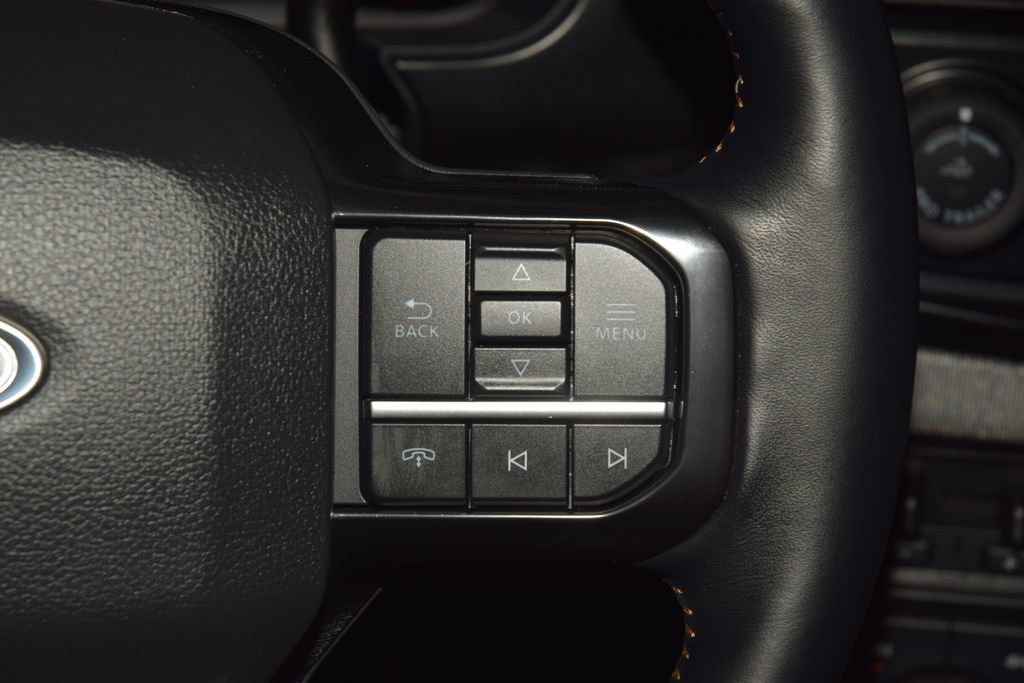 Used 2024 Ford F250 Platinum AWD/4WD image 41